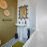 2 Bedroom Beautiful In Holiday home